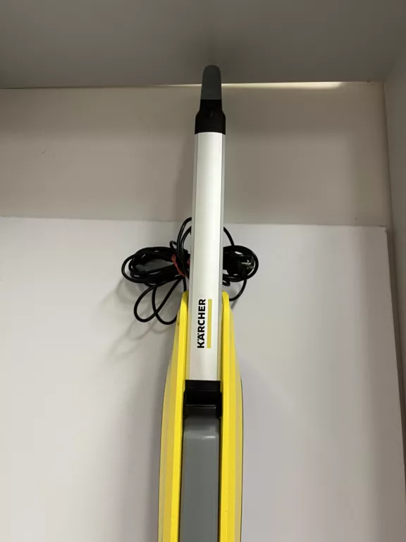 odkurzacz-pionowy-karcher-fc5-kpl-kod-producenta-1055-4000