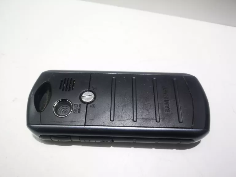SAMSUNG SOLID B2710