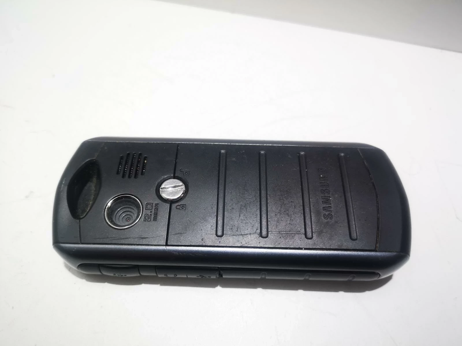 samsung-solid-b2710-typ-telefon-komorkowy