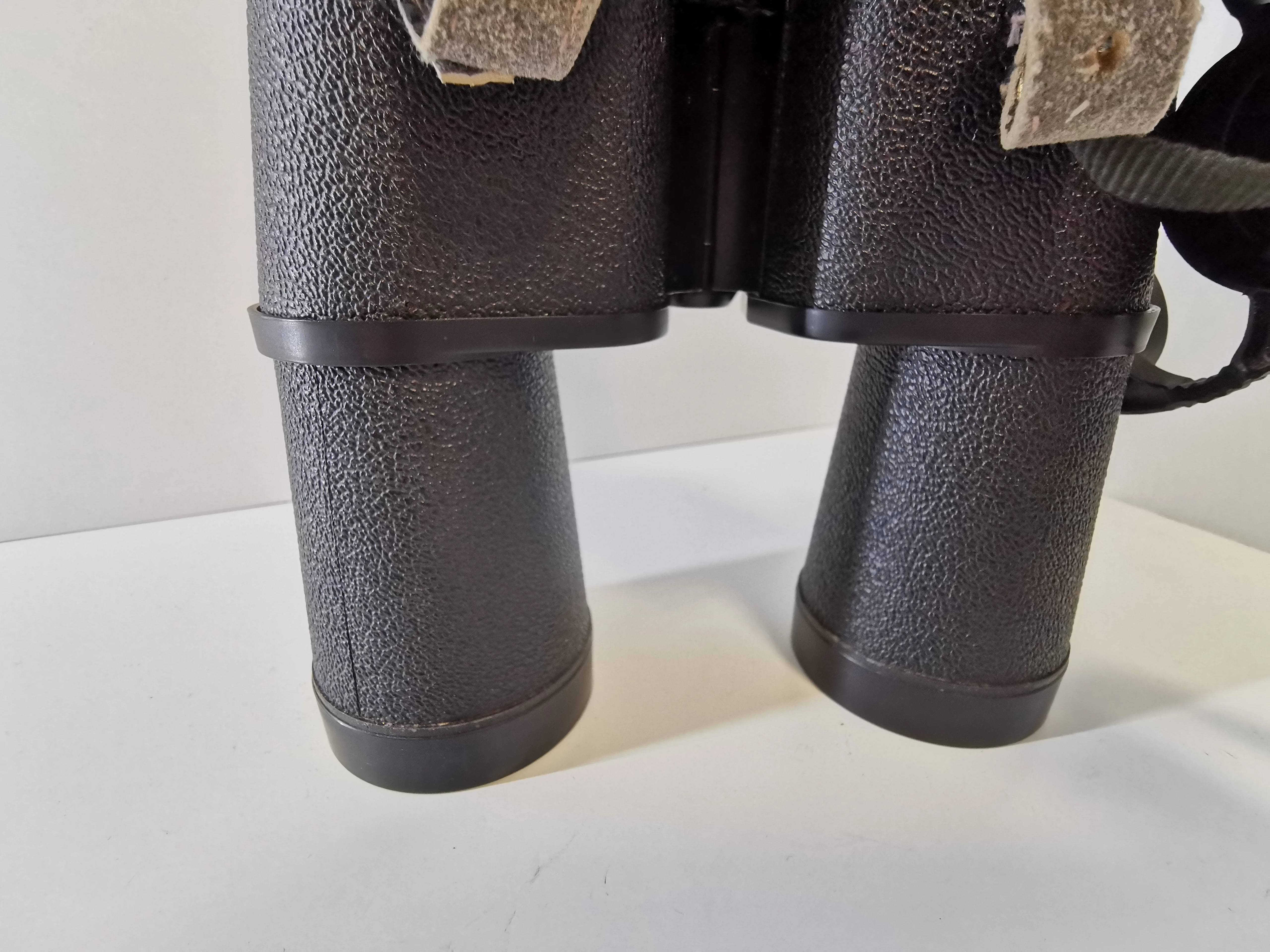 lornetka-berkut-10x50-product-id