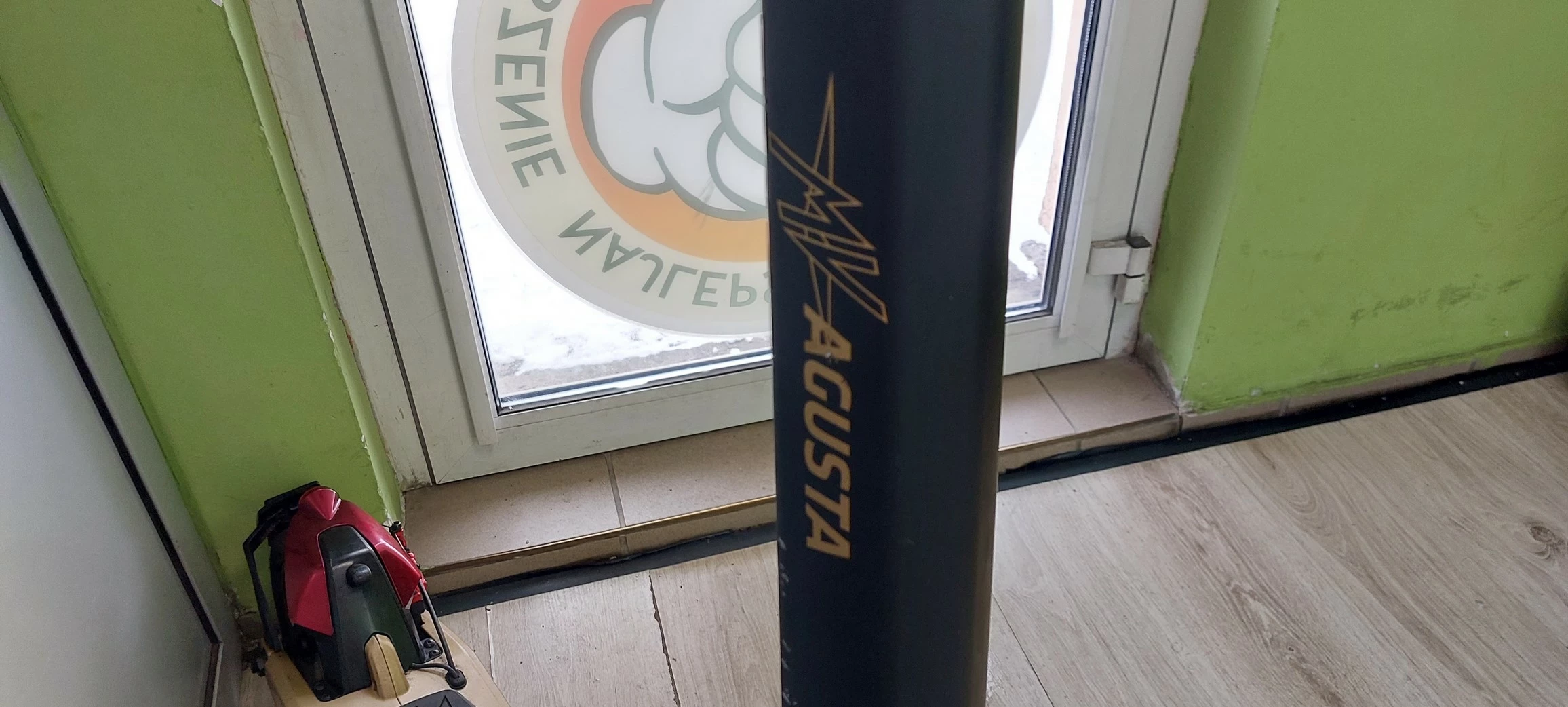 hulajnoga-elektryczna-mv-agusta-rapido-serie-oro10-wysokosc-kierownicy-10