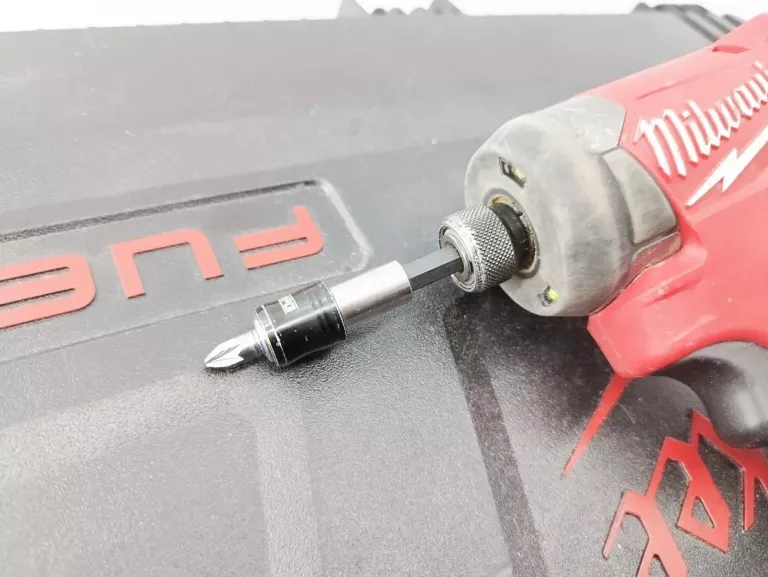 ZAKRĘTARKA MILWAUKEE M12 FID2-202X