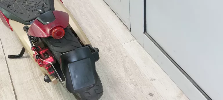 hulajnoga-elektryczna-mv-agusta-rapido-serie-oro10-kolor-249512-1647413