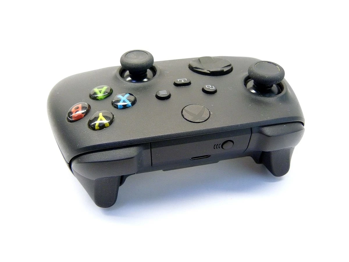 xbox-series-x-1tb-komplet-kod-producenta-rrt-00010