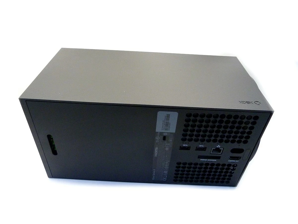 xbox-series-x-1tb-komplet-stan-uzywany