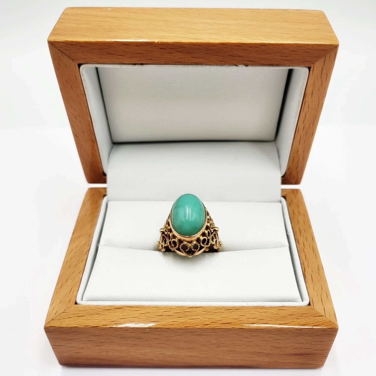 niesamowity-stary-zloty-pierscionek-z-chryzoprazem-filigran-585-stan-uzywany