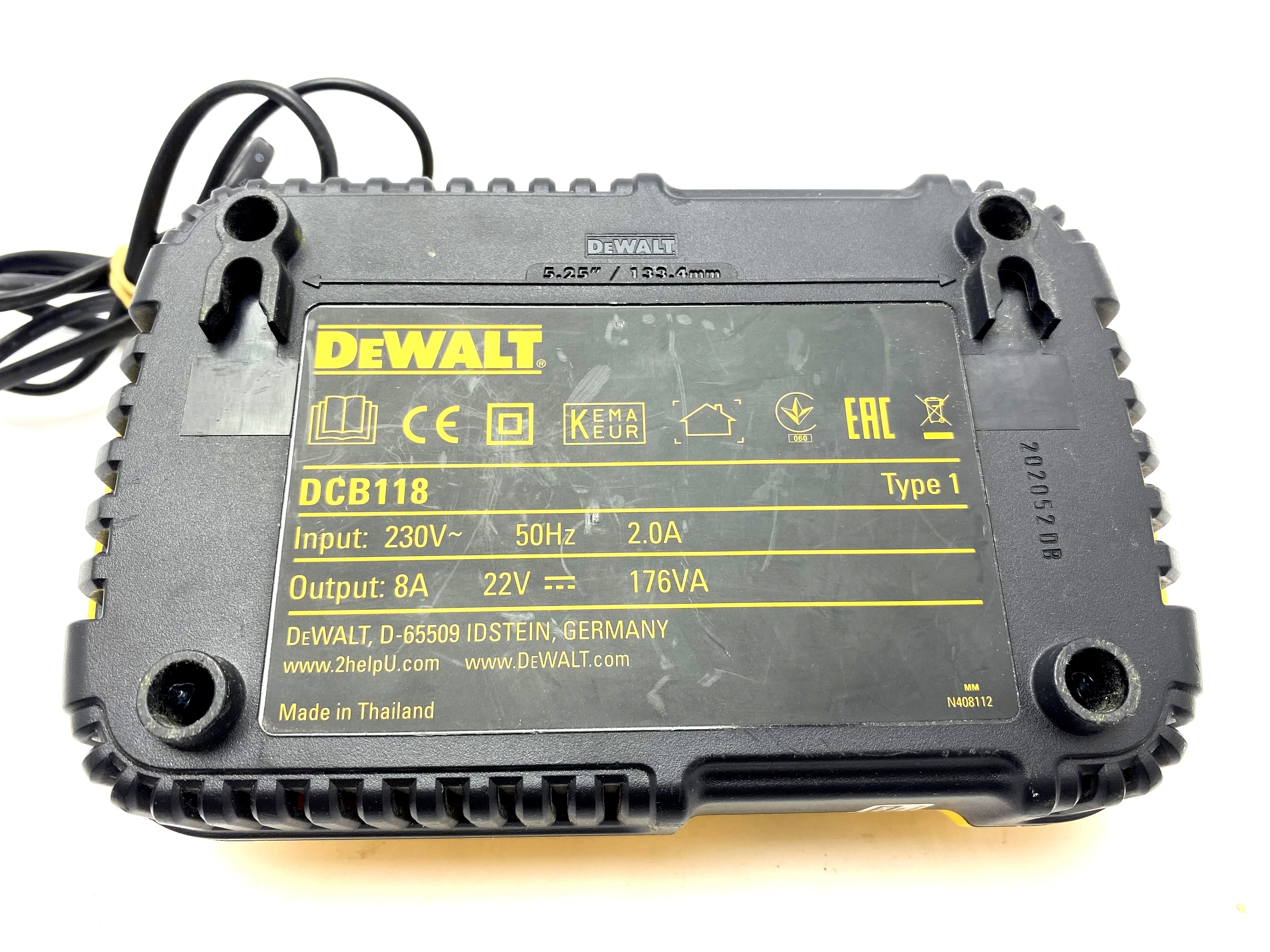 wkretarka-dewalt-dcd995-akumulator-ladowarka-rodzaj-silnika-silnik-bezszczotkowy