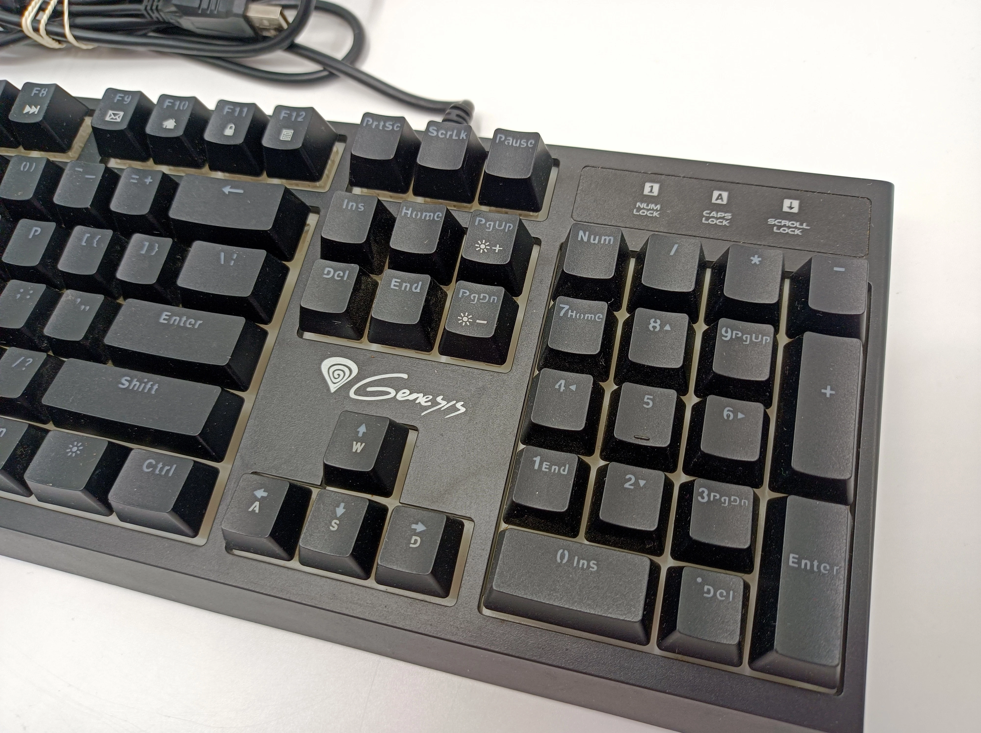 klawiatura-mechaniczna-genesis-thor-200-rgb-typ-klawiatury-mechaniczna