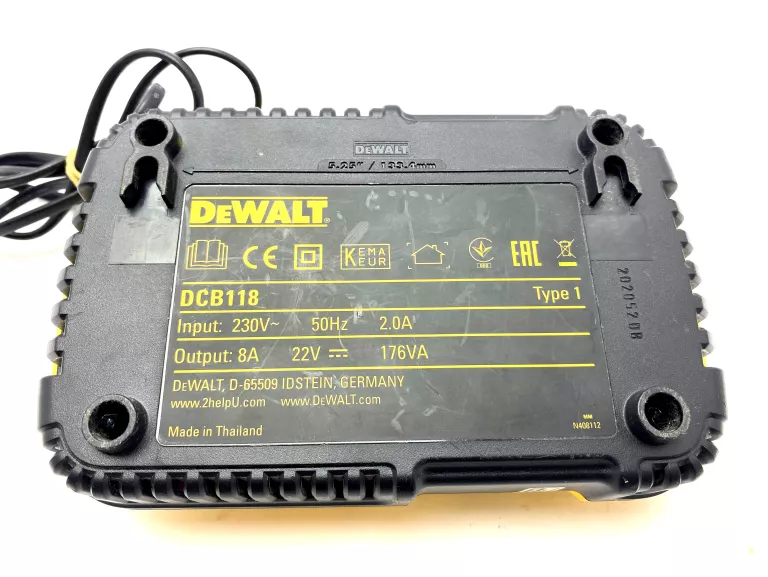 wkretarka-dewalt-dcd995-akumulator-ladowarka-rodzaj-silnika-silnik-bezszczotkowy