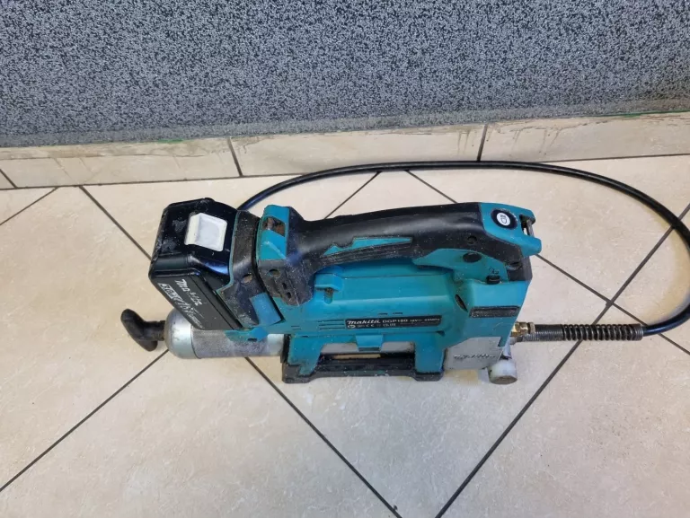 SMAROWNICA AKUMULATOROWA MAKITA DGP180Z