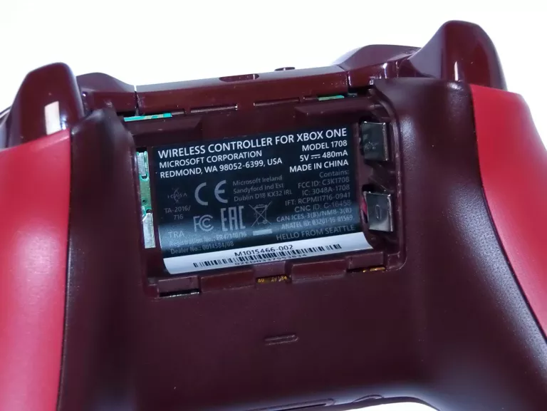 PAD MICROSOFT XBOX ONE MODEL 1708 CZERWONY - RED