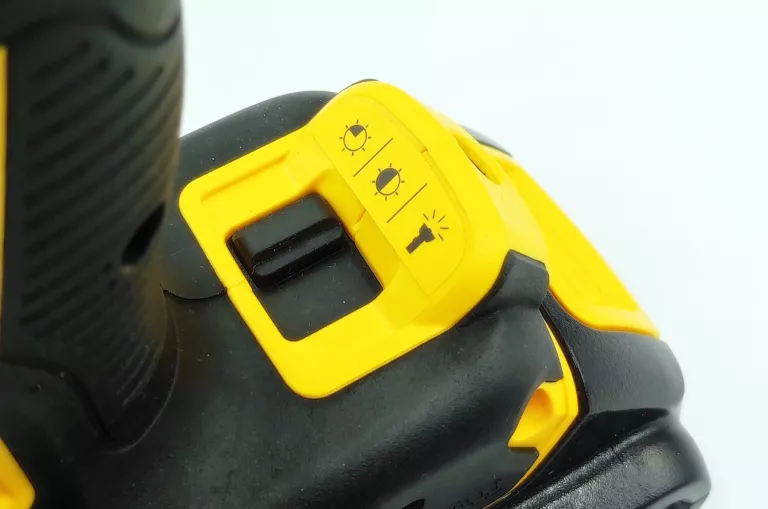 DEWALT DCD796 WIERTARKO-WKRĘTARKA AKUMULATOROWA Z BATERIĄ