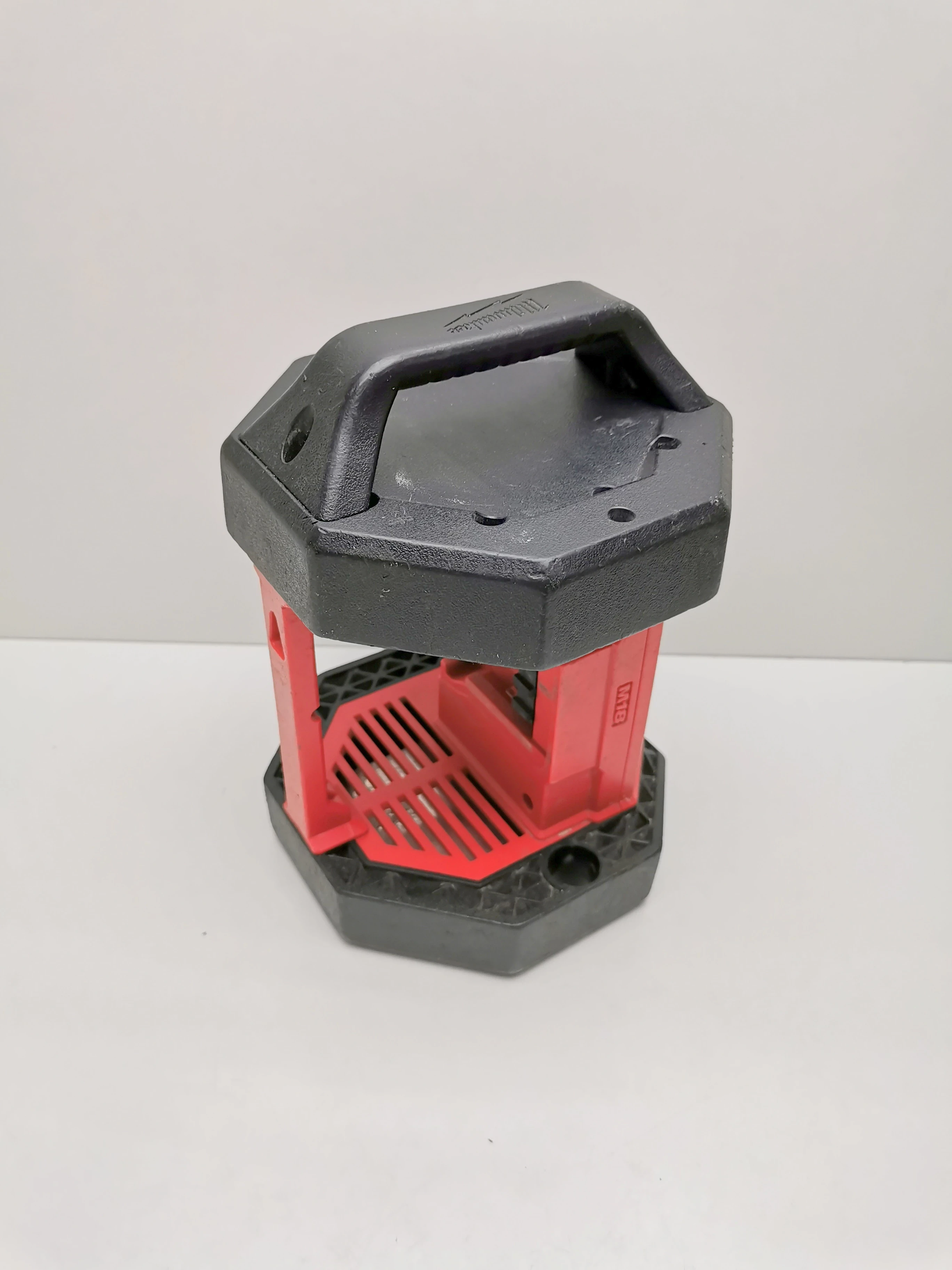 lampa-budowlana-halogen-led-milwaukee-m18-al-0-akumulator-30-ah-kod-producenta-4932430392