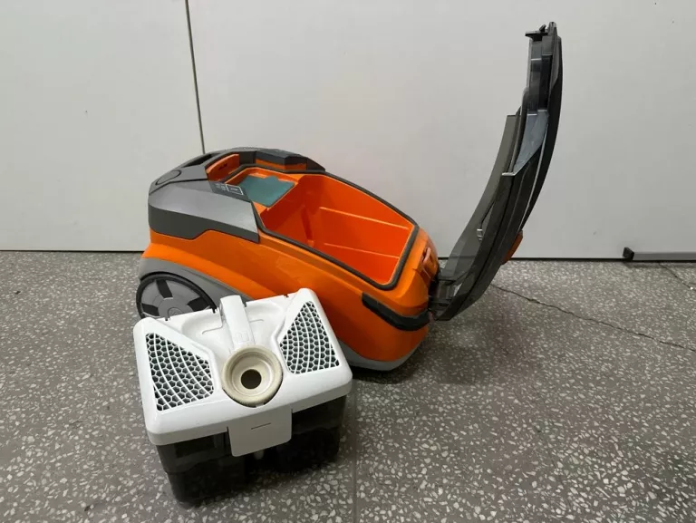 odkurzacz-pioracy-thomas-aqua-pet-family-1700-w-opis-kod-producenta-788563