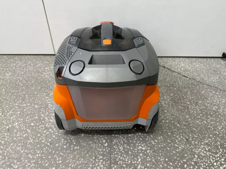 odkurzacz-pioracy-thomas-aqua-pet-family-1700-w-opis-funkcje-odkurzanie-na-sucho-i-mokro