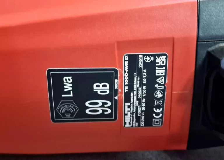 MŁOT WYBURZENIOWY HILTI TE 1000-AVR