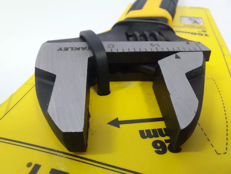 STANLEY 0-90-947 KLUCZ NASTAWNY MAXSTEEL 150MM
