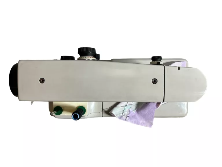 maszyna-do-szycia-lada-typ-137-komplet-w-walizce-stan-uzywany