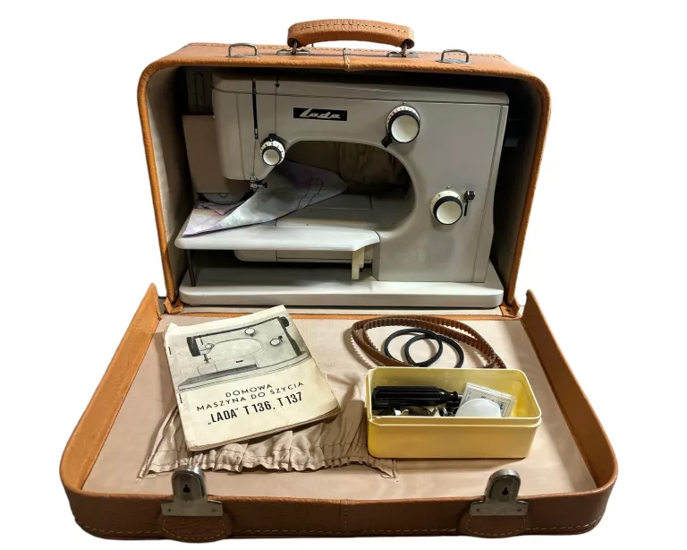 maszyna-do-szycia-lada-typ-137-komplet-w-walizce-ean-gtin-00000000