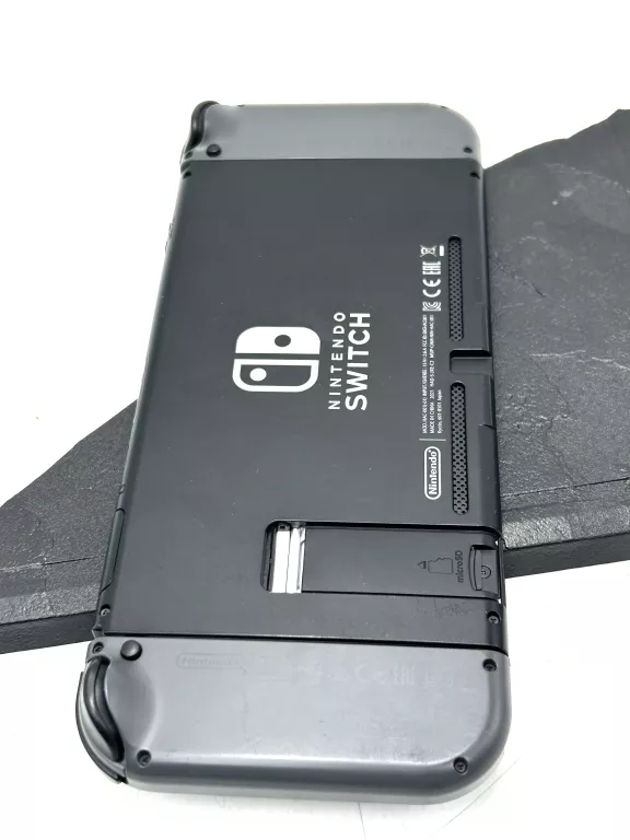 konsola-nintendo-switch-hac-001-brak-jpolskiego-wersja-switch