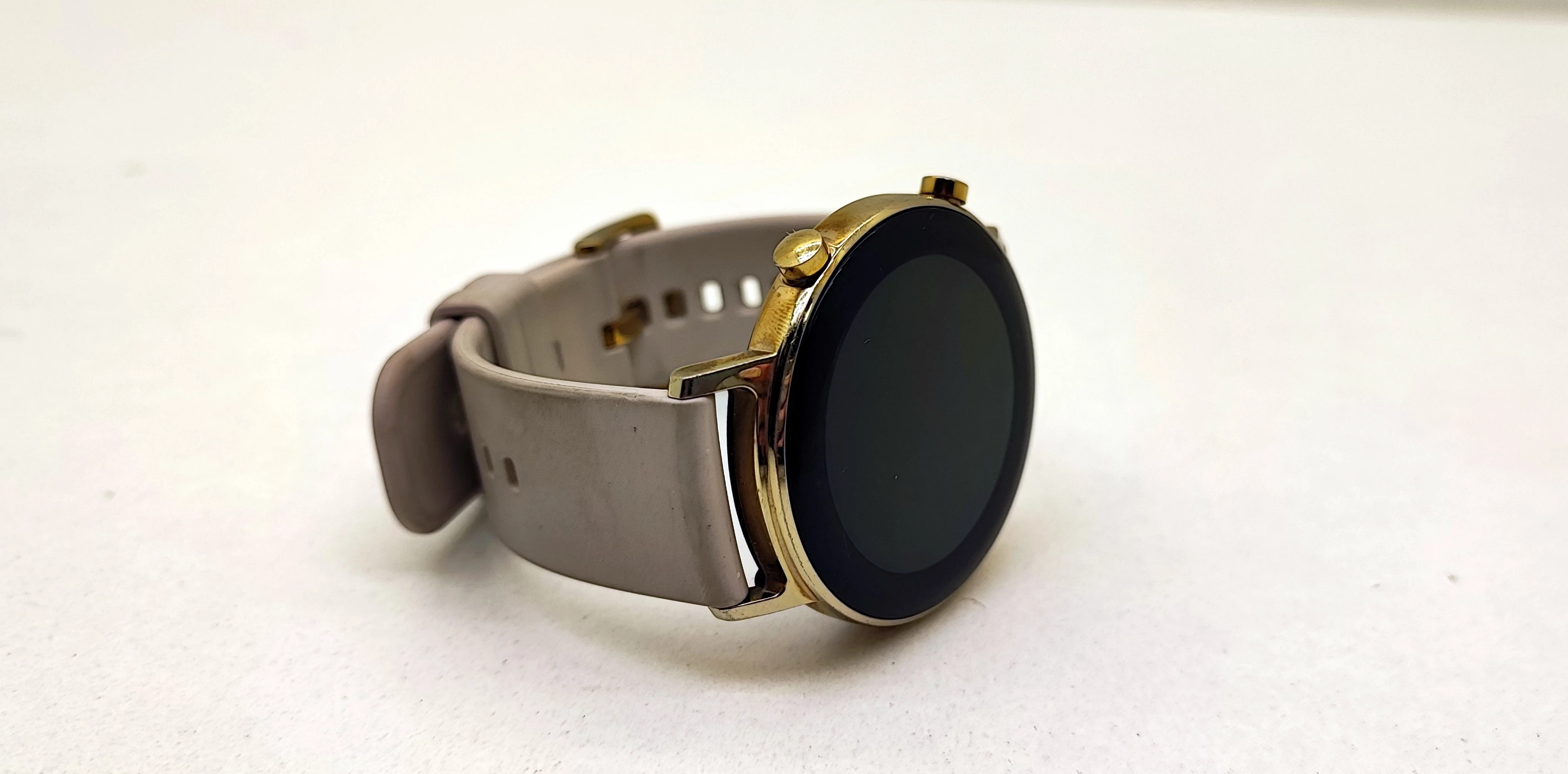 smartwatch-huawei-watch-gt-2-42mm-opis-rodzaj-smartwatch