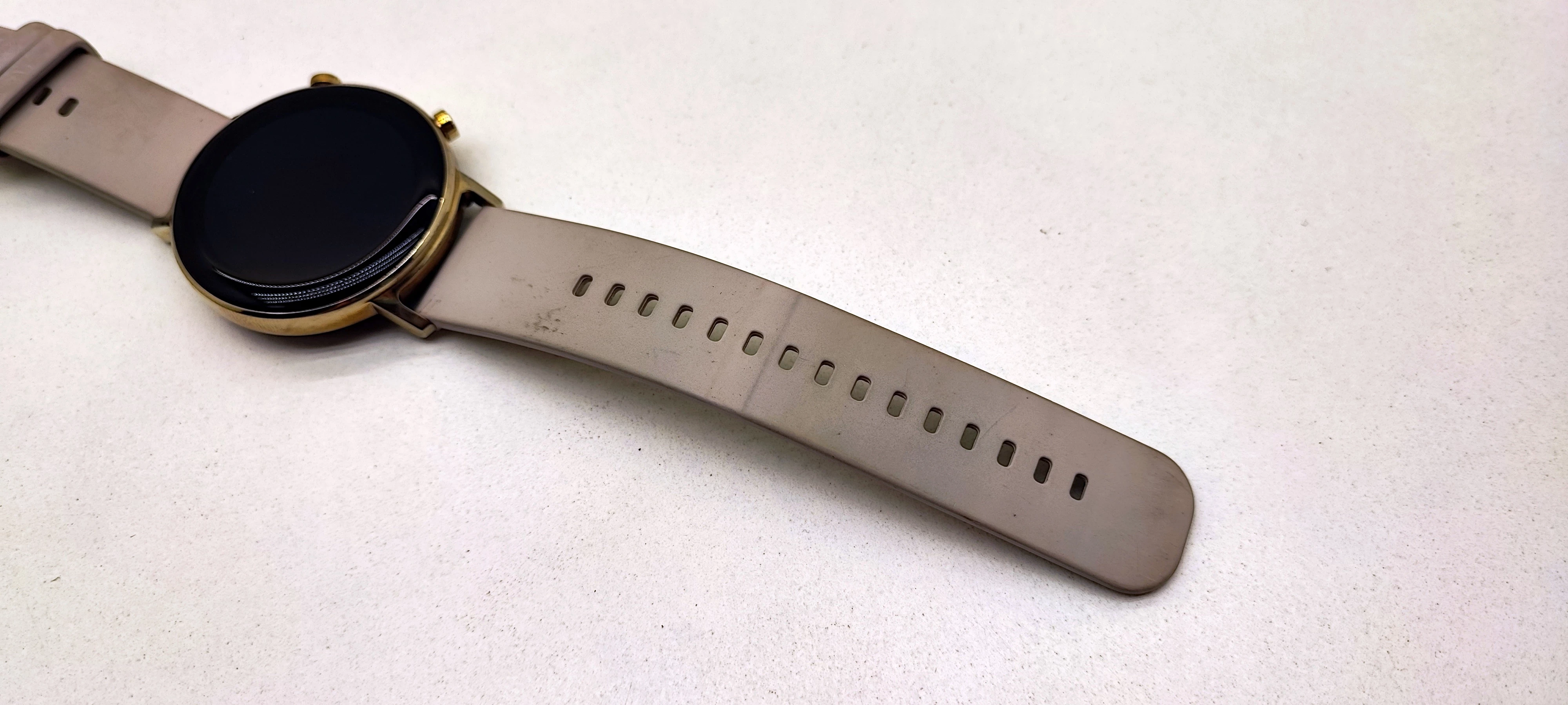 smartwatch-huawei-watch-gt-2-42mm-opis-komunikacja-bluetooth