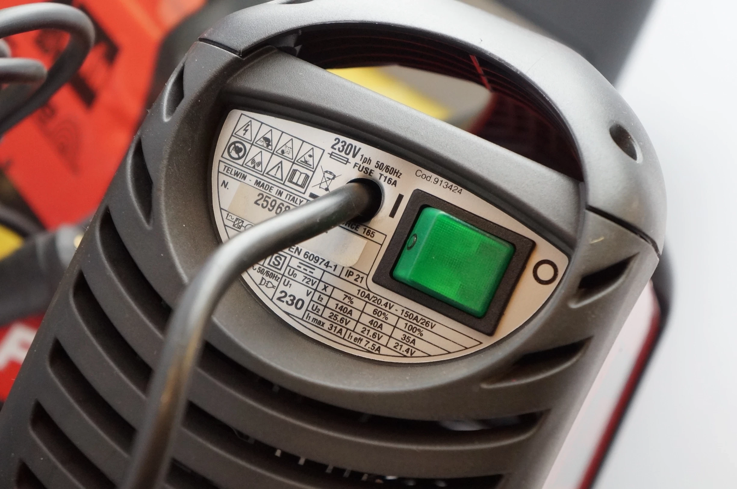 spawarka-inwertorowa-telwin-force-inverter-165-zakres-spawania-10