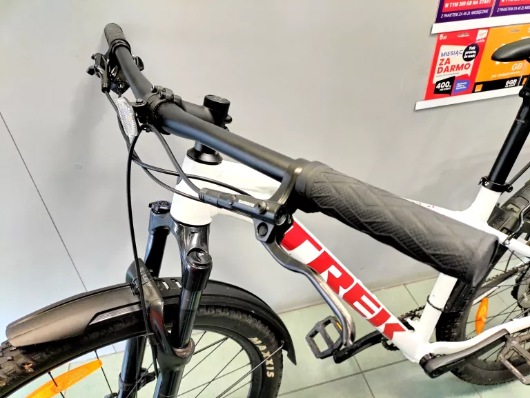 rower-trek-x-caliber-8-crystal-white-2022-gwarancja-ean-gtin-601842581759