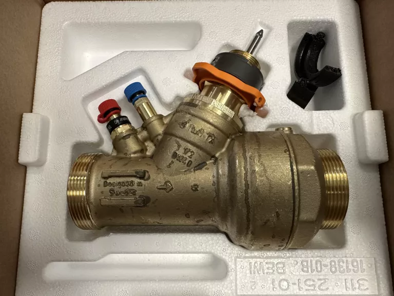 ZAWÓR RÓWNOWAŻĄCY IMI HYDRONIC ENGINEERING TA-MODULATOR DN40 NF