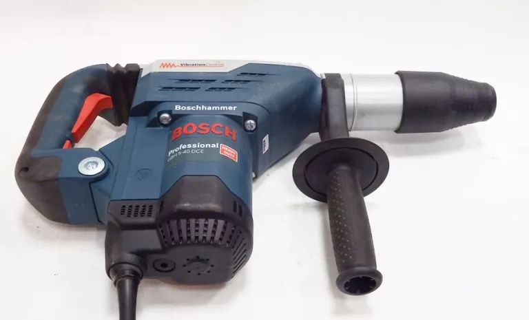 MŁOT UDAROWY BOSCH GBH 5-40 DCE WALIZKA 2 GROTY