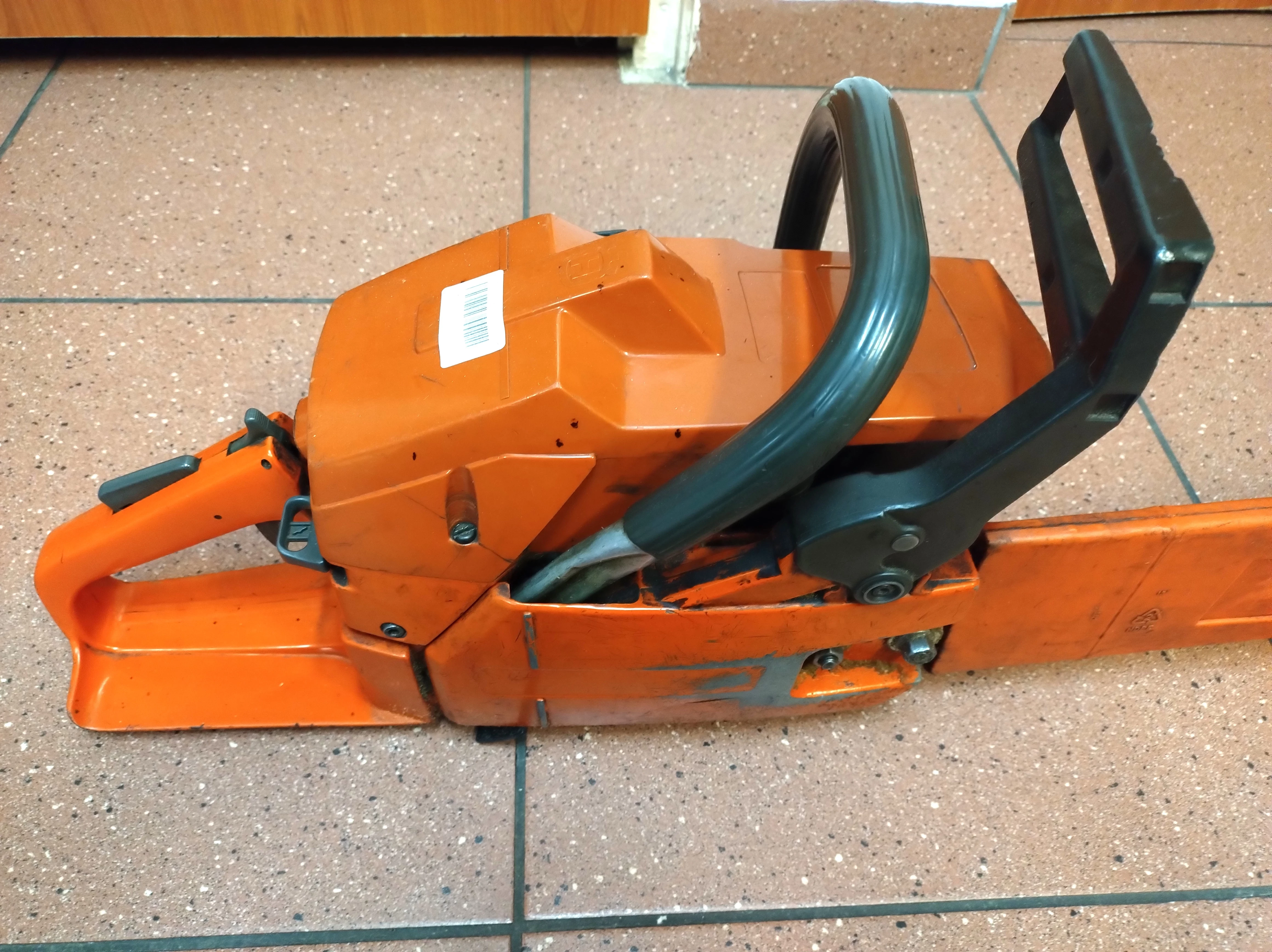 pila-spalinowa-husqvarna-61-zasilanie-spalinowe