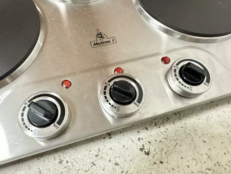 kuchenka-elektryczna-me-1501-stan-uzywany