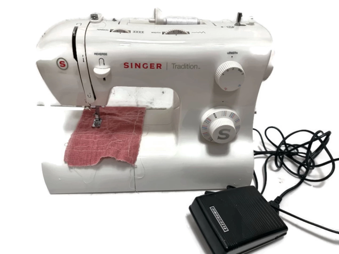 maszyna-singer-tradition-2282-komplet-stan-uzywany