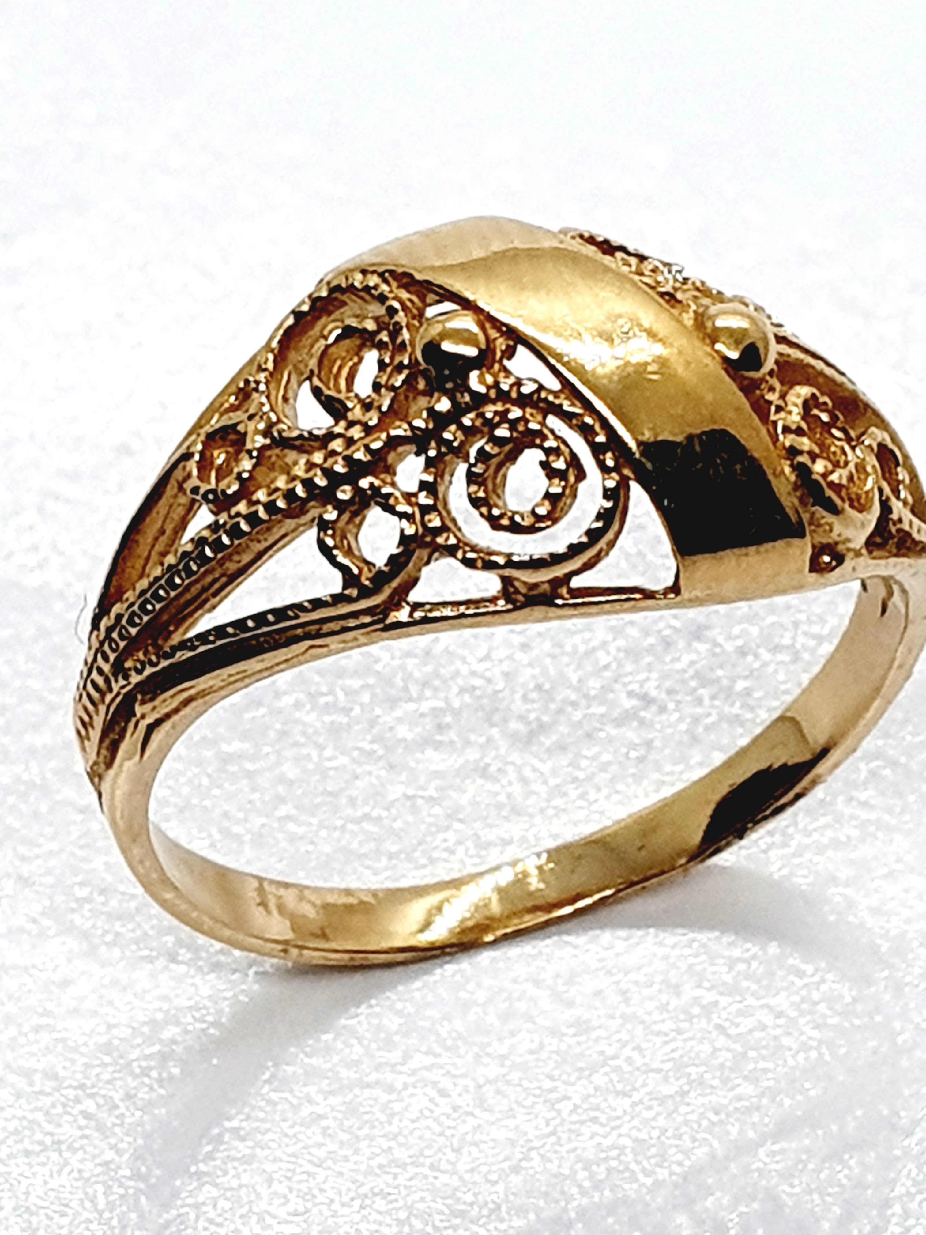 zloty-pierscionek-268g-r16-585-cechy-207358-231606