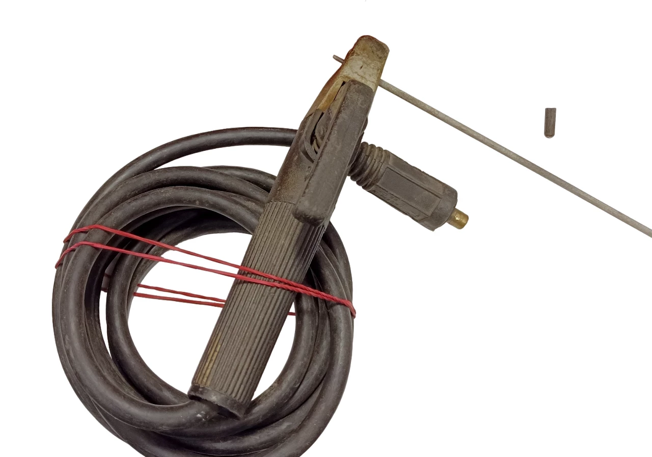 spawarka-lincoln-invertec-v145-opis-stan-uzywany