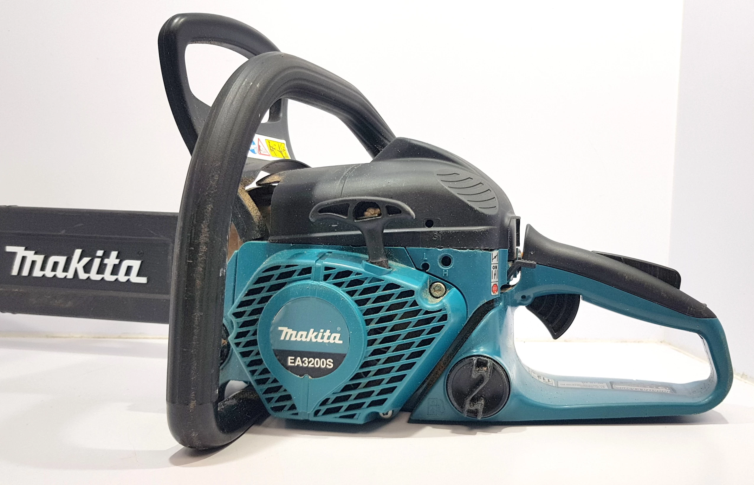 spalinowa-pilarka-makita-35-cm-ea3200s-europejski-standard-emisji-spalin-247541-711141