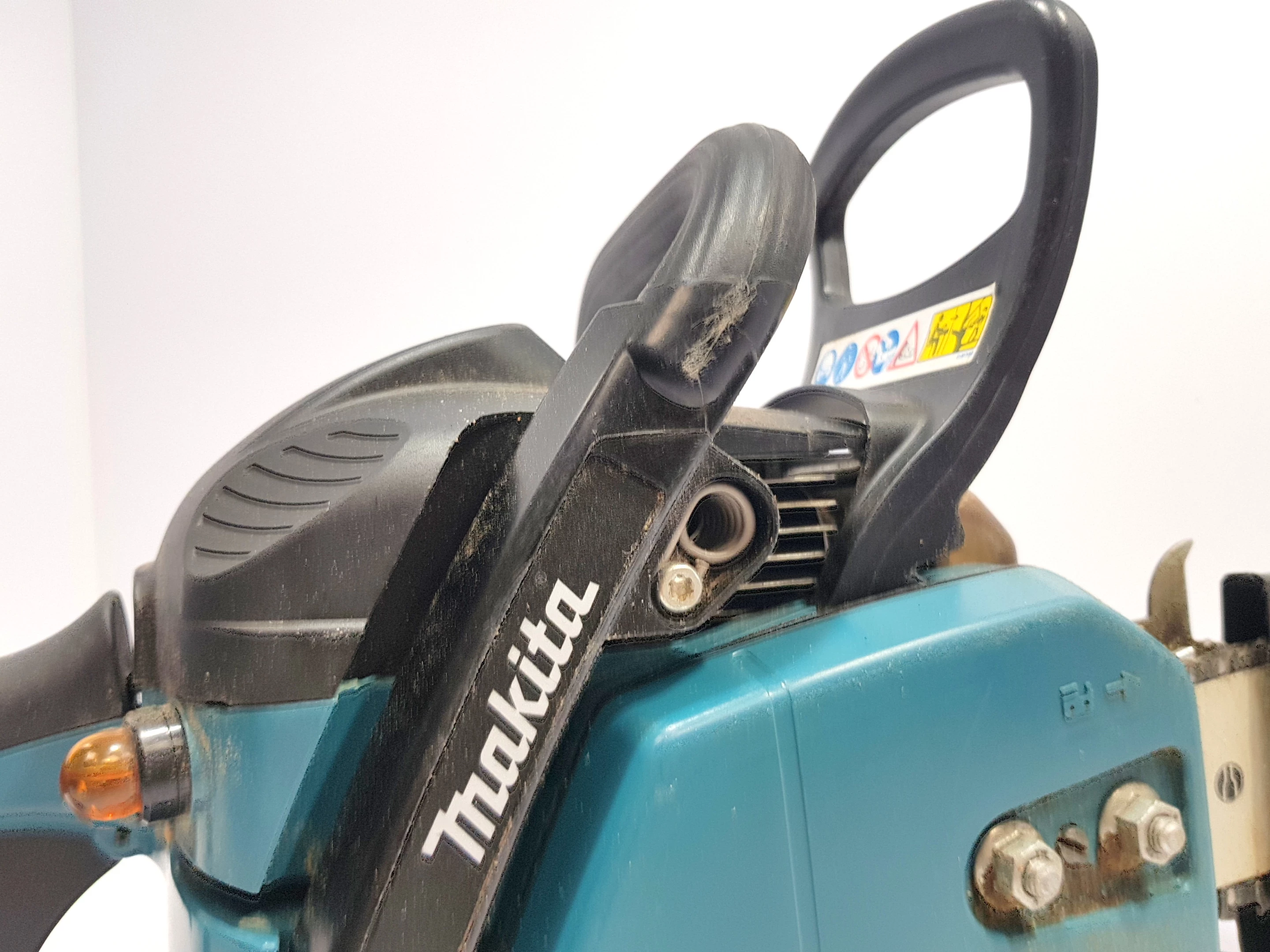 spalinowa-pilarka-makita-35-cm-ea3200s-marka-248811-950929