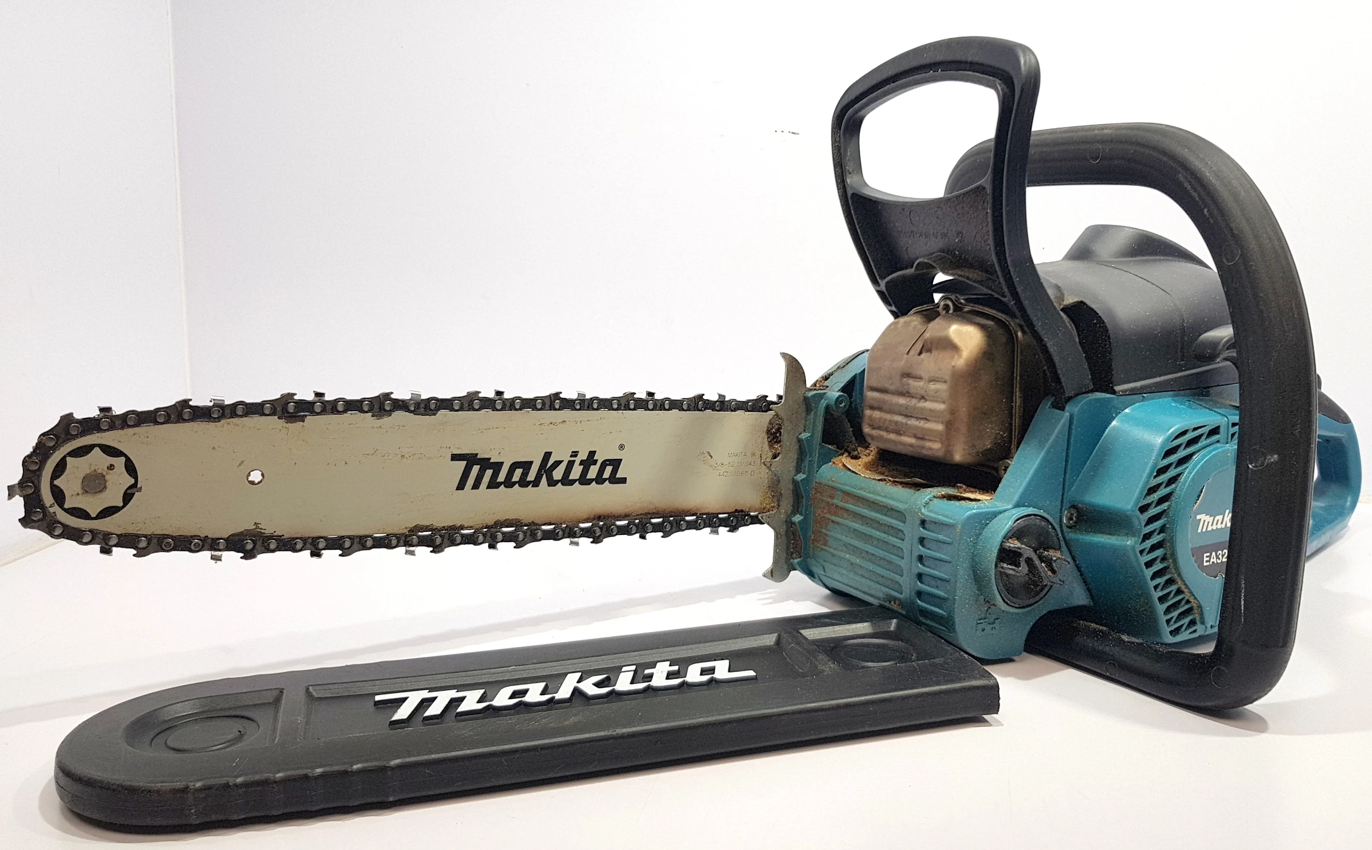 spalinowa-pilarka-makita-35-cm-ea3200s-ean-gtin-0088381615259