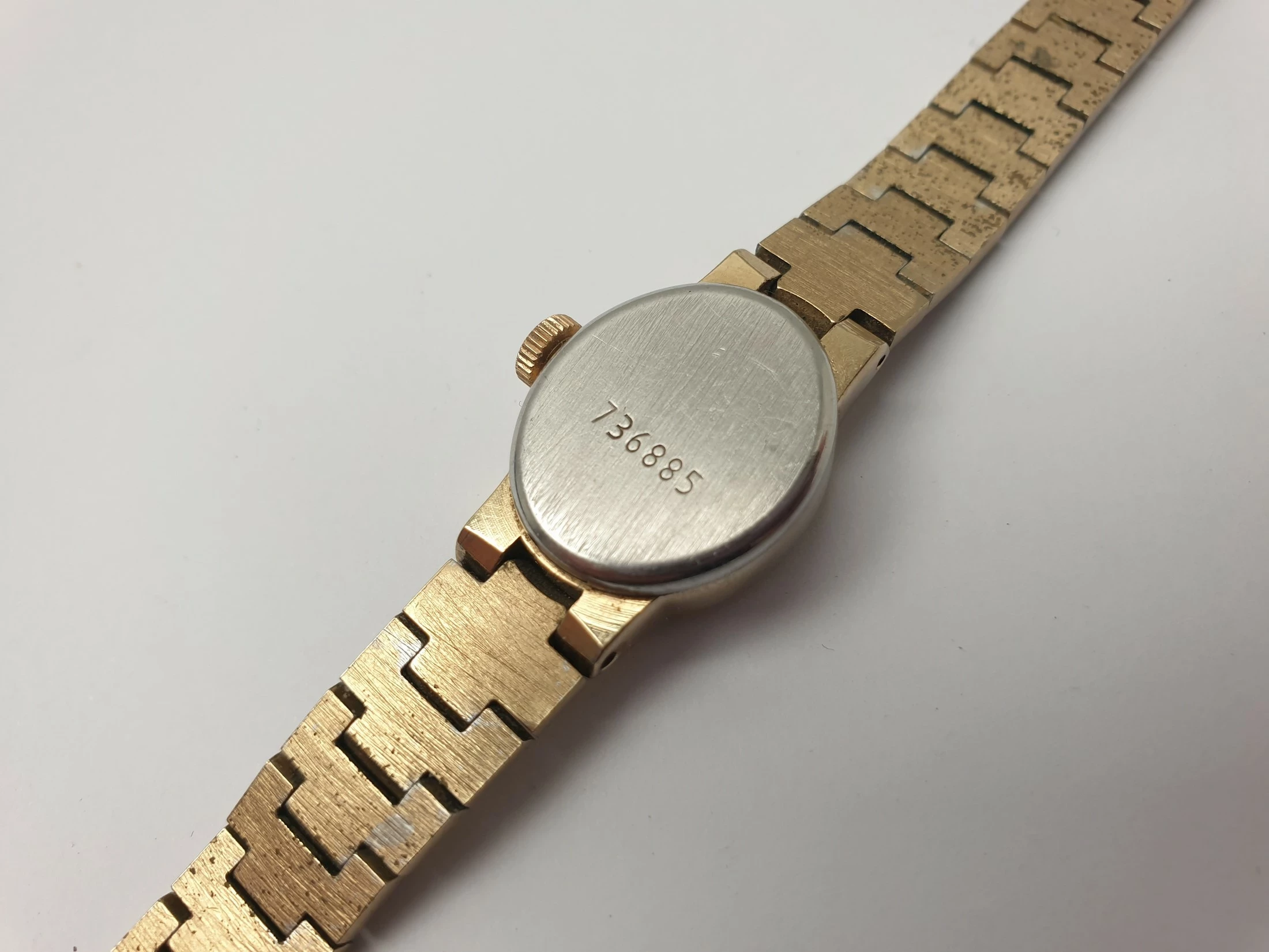 zegarek-mechaniczny-damski-czajka-17-kamieni-funkcje-brak