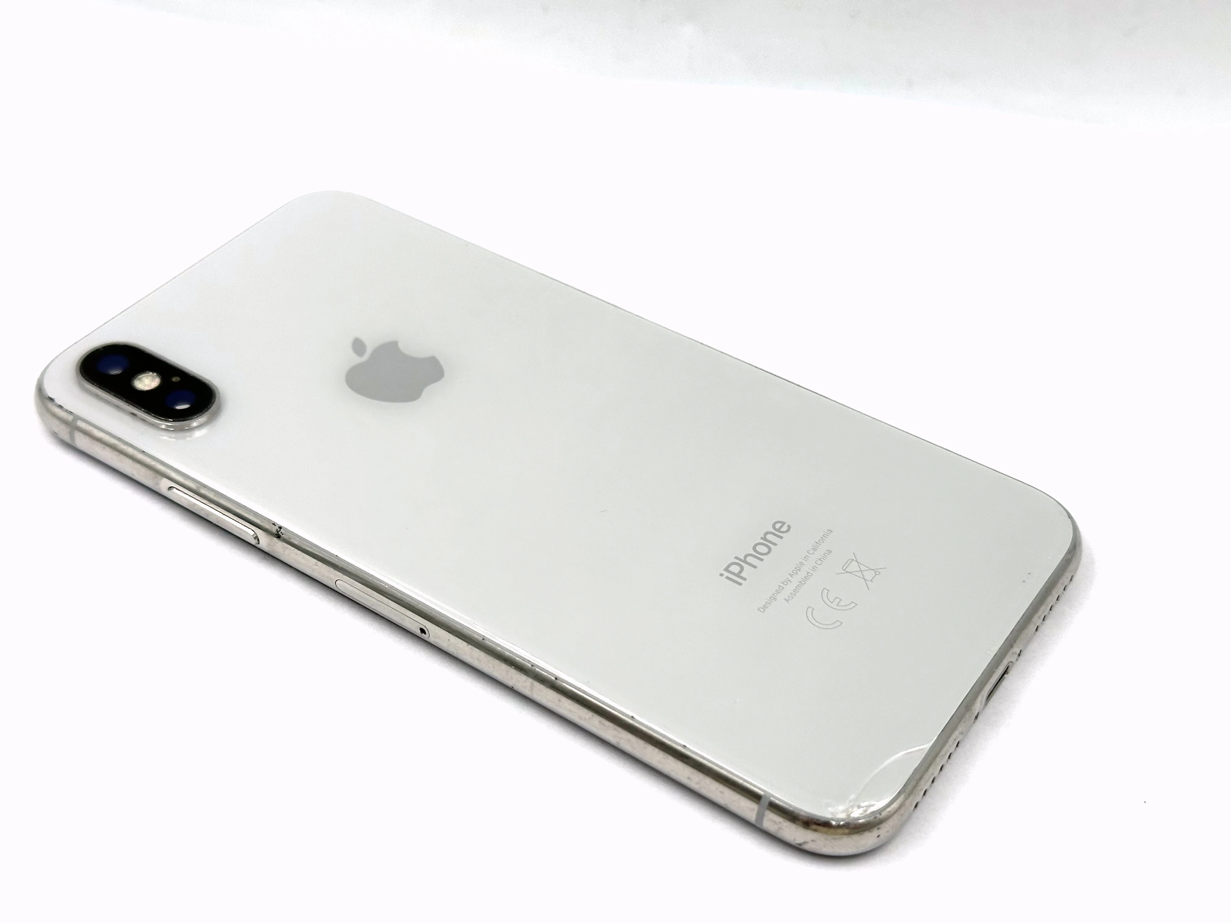 telefon-iphone-x-64-gb-opis-przekatna-ekranu-580