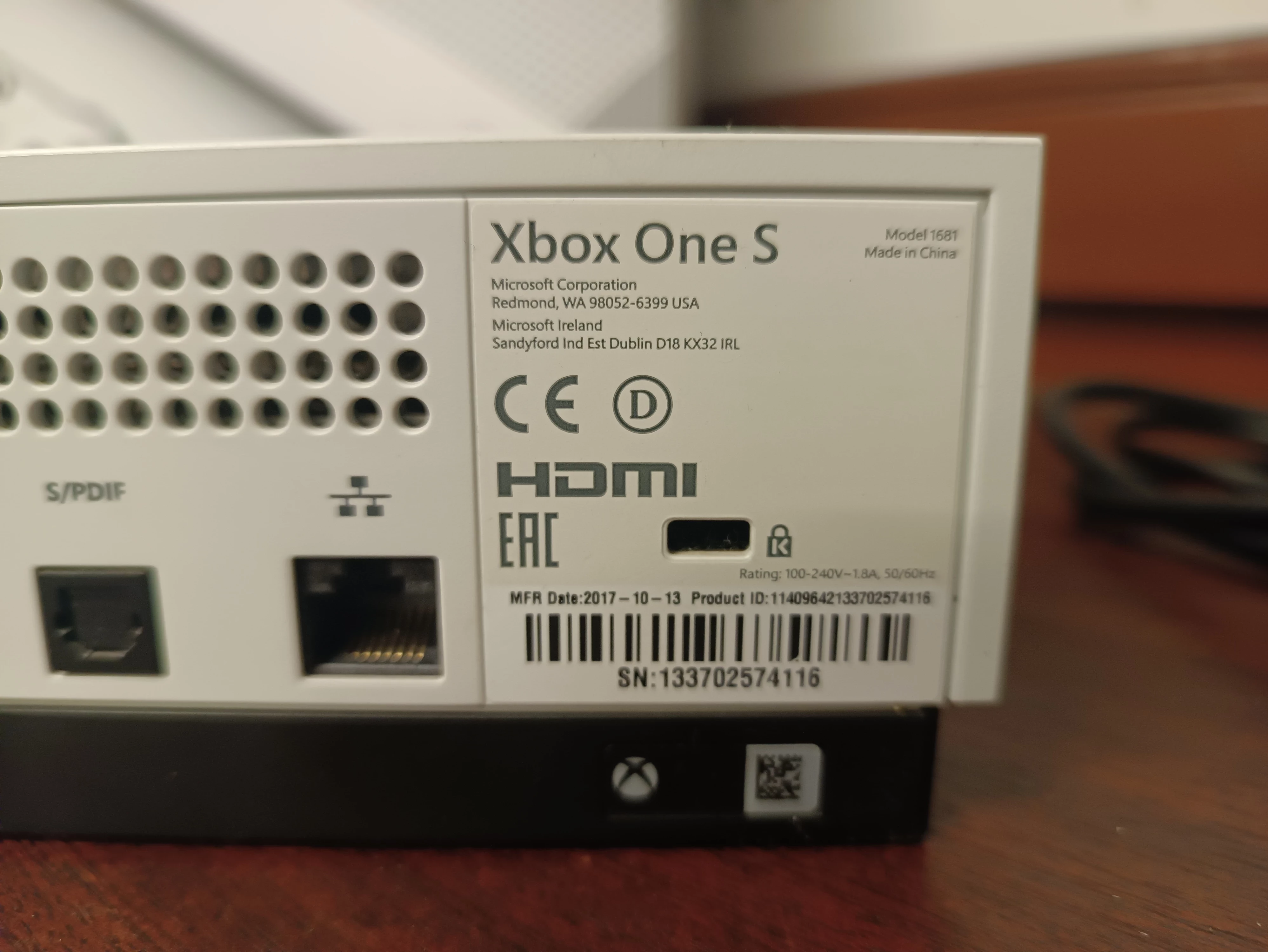 konsola-xbox-one-s-500-gb-product-id-13351939-824d-41e6-9b85-585b409802b4