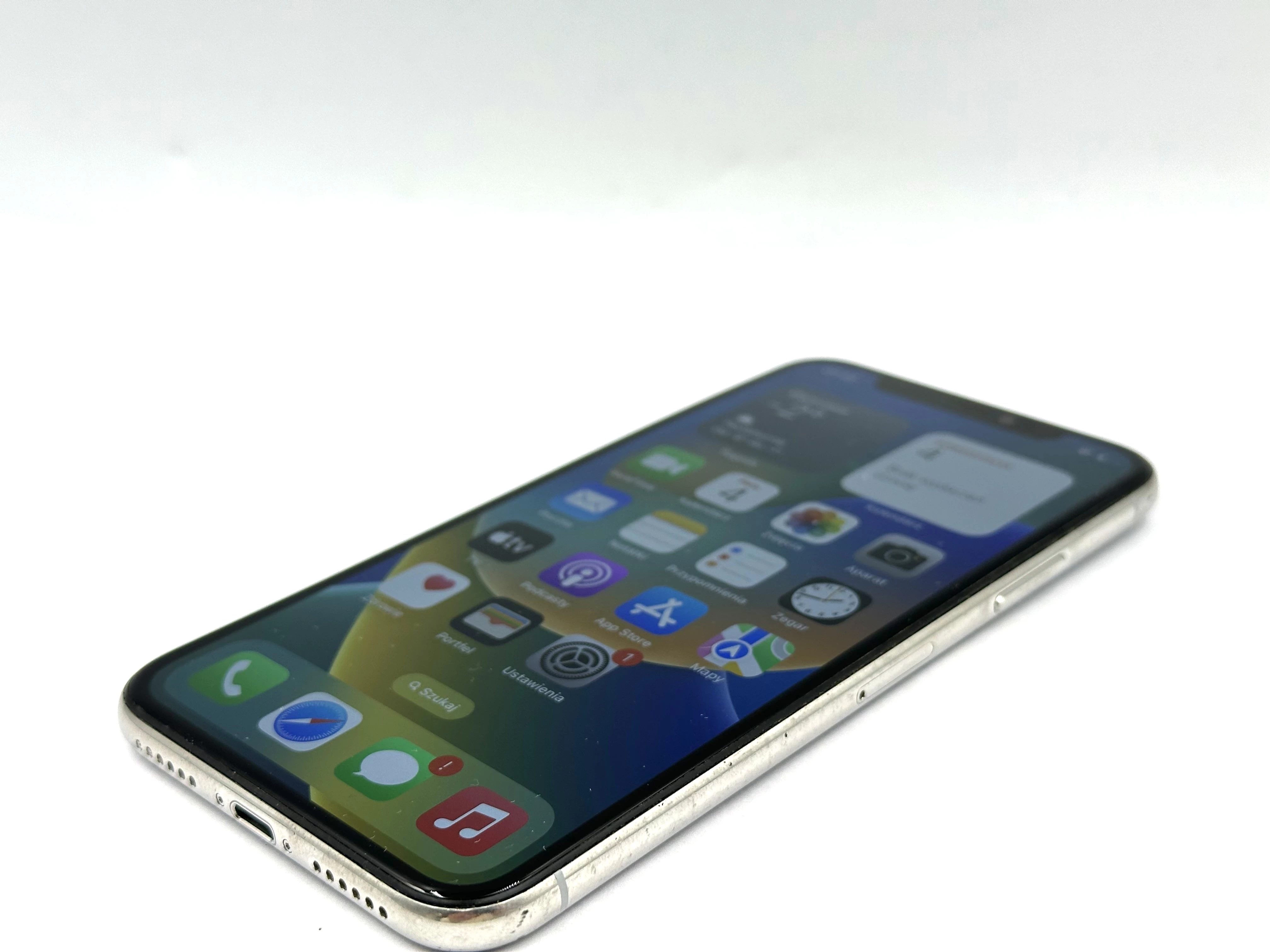 telefon-iphone-x-64-gb-opis-typ-smartfon