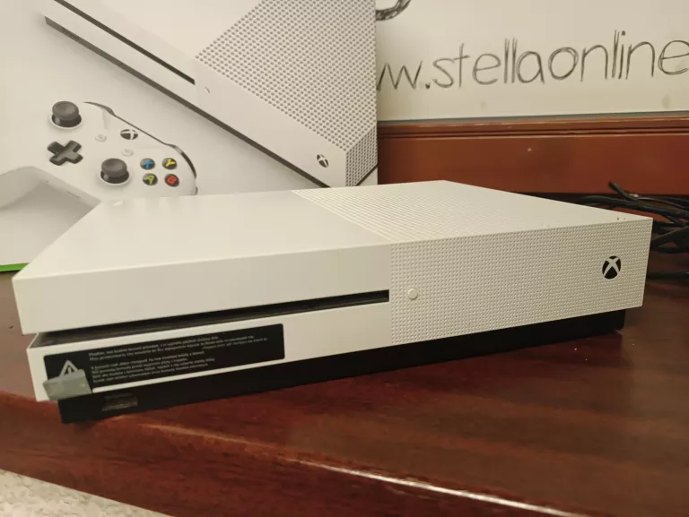 KONSOLA XBOX ONE S 500 GB