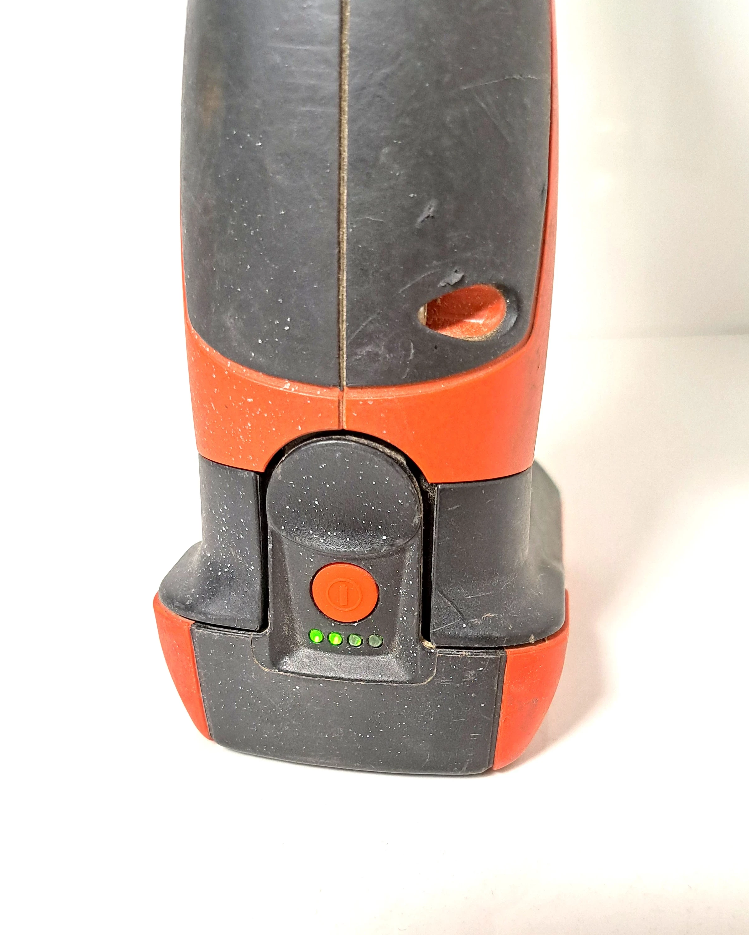 wkretarka-mafell-a10m-dwa-aku-pojemnosc-akumulatora-4