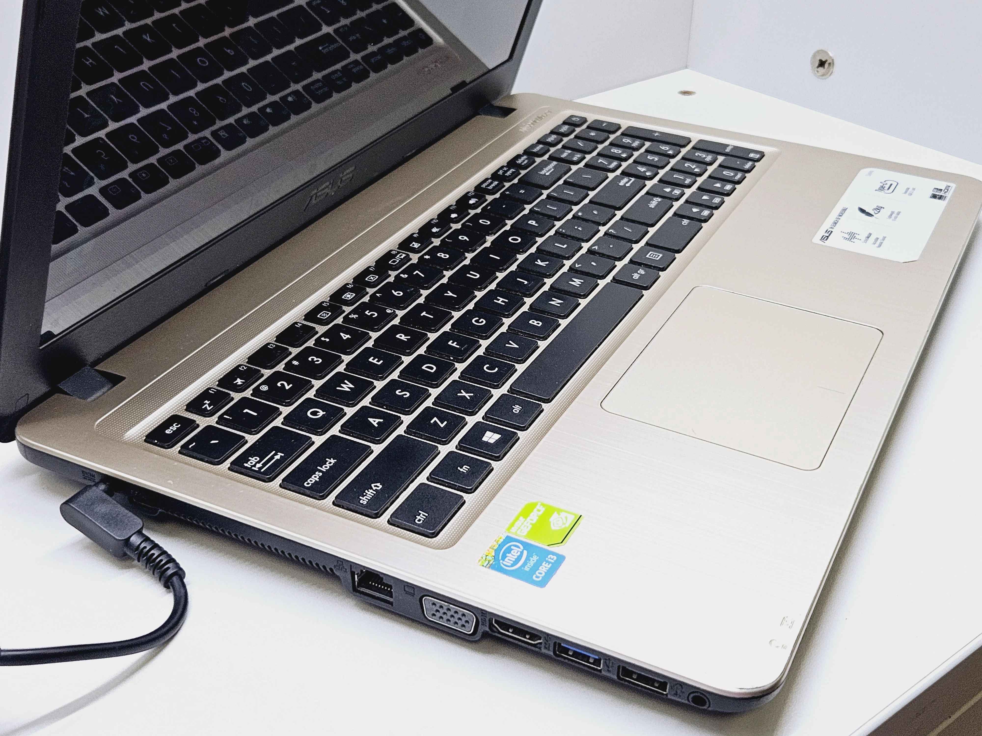 laptop-asus-x540lj-i3-4gb1tb-win10-przekatna-ekranu-156