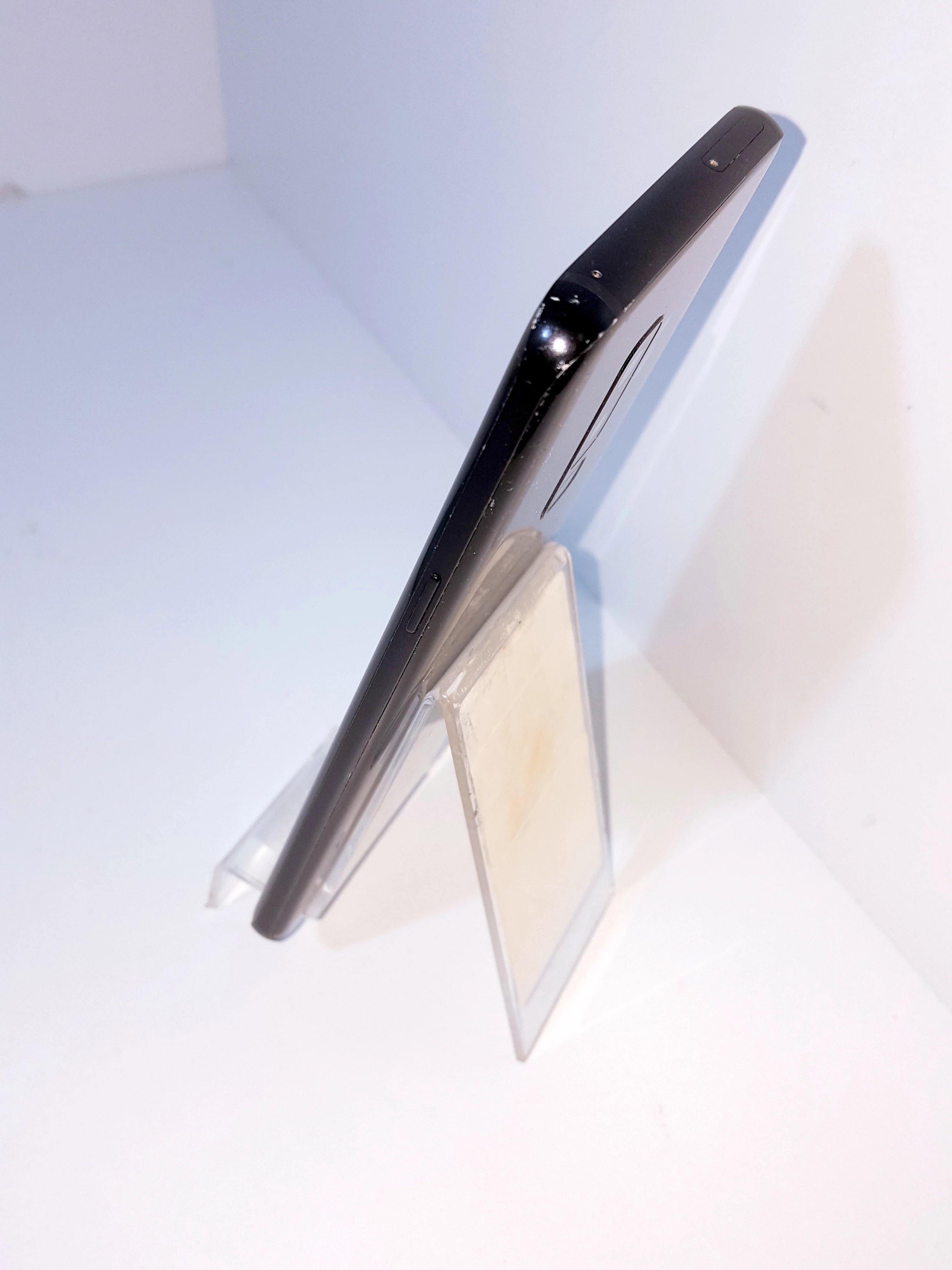 telefon-samsung-galaxy-s9-ean-gtin-8801643095031