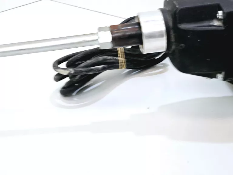 MIESZARKA ELEKTRYCZNA MAKITA UT1400