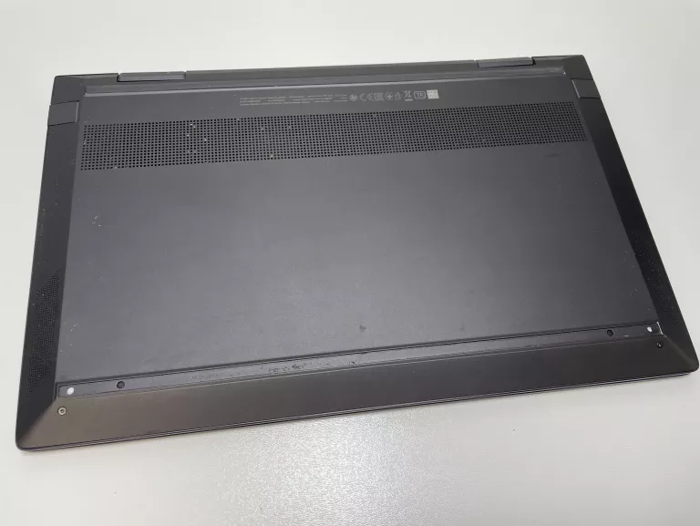 LAPTOP HP ENVY X360 13 * RYZEN 5 8 GB 512 GB SSD