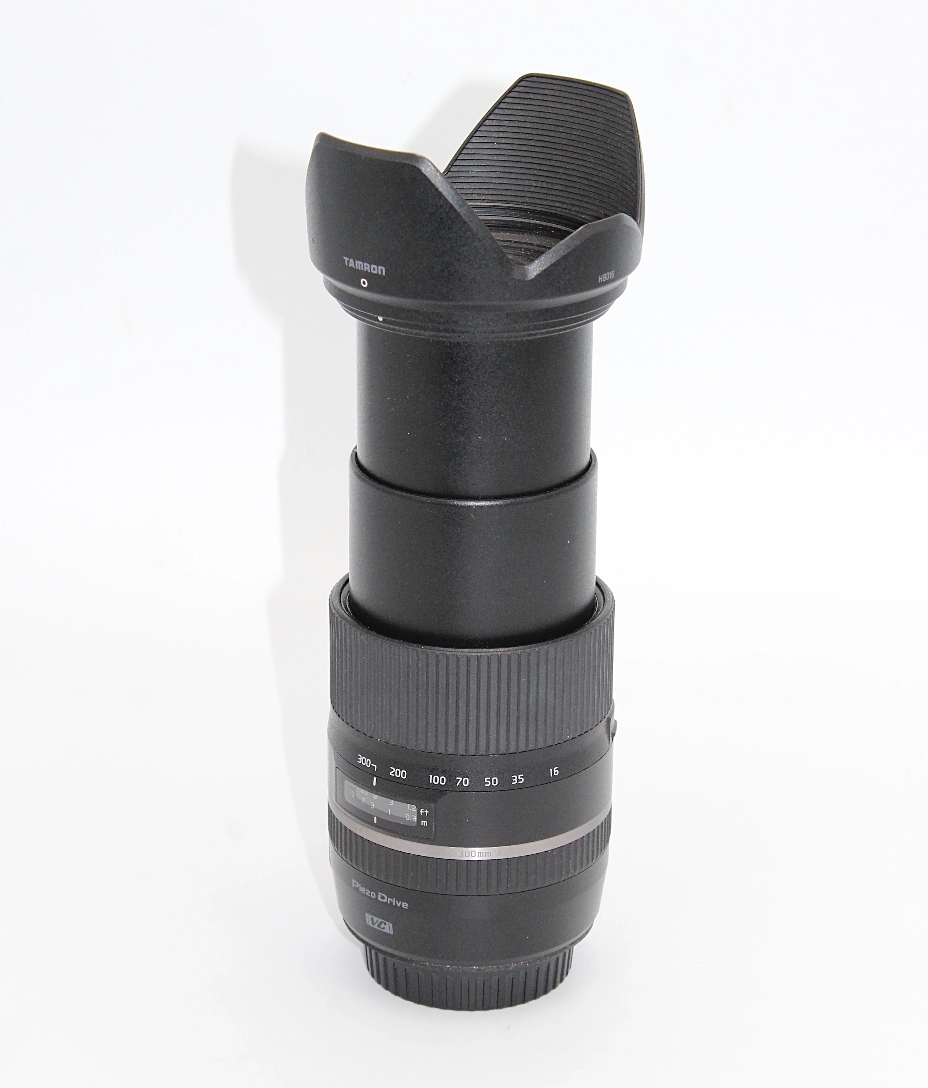 obiektyw-tamron-16-300-mm-f35-63-di-ii-vc-pzd-macro-typ-obiektywu-standardowy