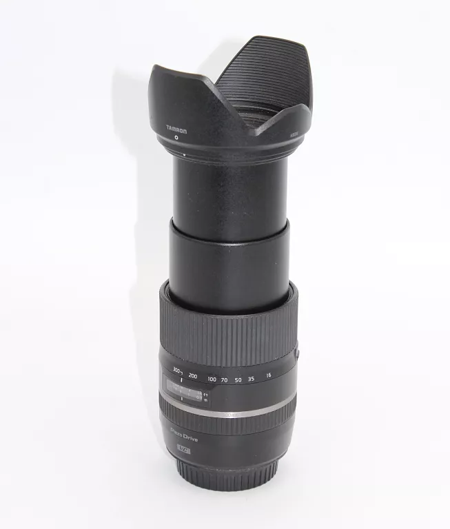 obiektyw-tamron-16-300-mm-f35-63-di-ii-vc-pzd-macro-typ-obiektywu-standardowy